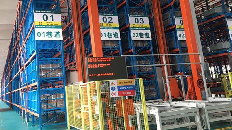 悬臂式货架：钢材仓库的智能存储解决方案**